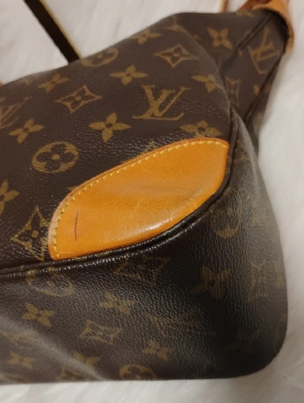SALE! Louis Vuitton Boulogne 35 Vintage Monogram Shoulder Bag
